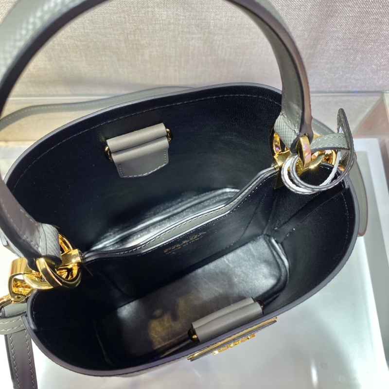 Pra*a top handle bags